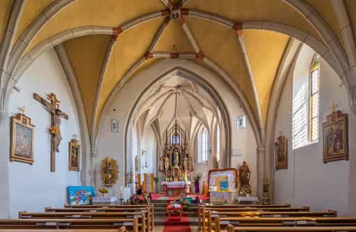 Altar der Pfarrkirche St. Martinus in Geratskirchen