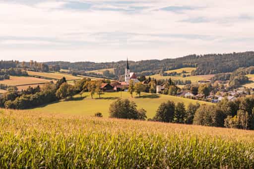 Aussicht Kaltenöd mit Pfarrkirche Stubenberg, Rottal-Inn