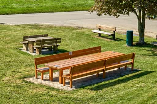 Bankerl am Aussichtsturm, Schnaitsee, Traunstein, Oberbayern