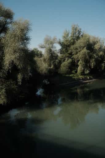 Blick auf Braunau von der Innbrücke aus fotografiert