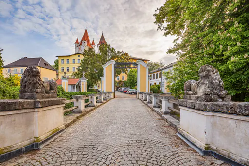 Brücke zum Schlossturm, Haag, Mühldorf am Inn, Oberbayern