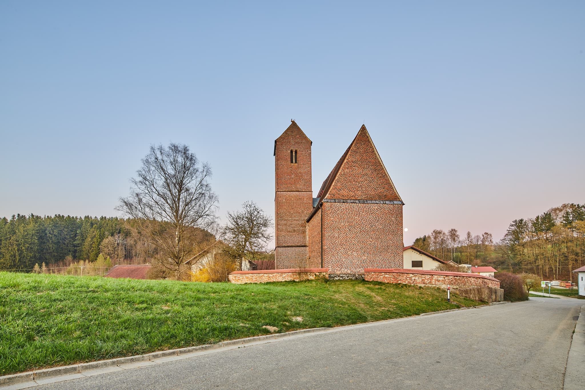 Gehersdorf Kirche Zeilarn, Rottal, Niederbayern, Holzland - Die Filialkirche St. Johannes der Täufer in Gehersdorf, Zeilarn, Rottal-Inn, Niederbayern, Deutschland.