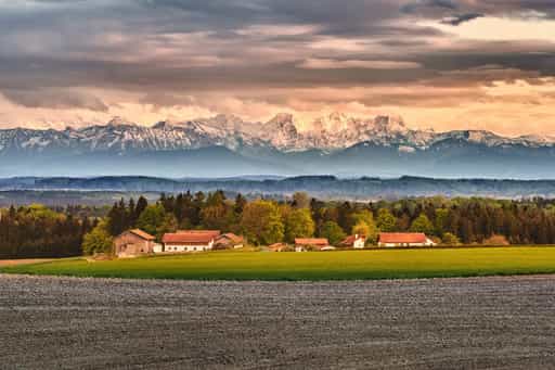 Hatzelsberg mit Alpen aus Hoheneck, Altötting, Oberbayern