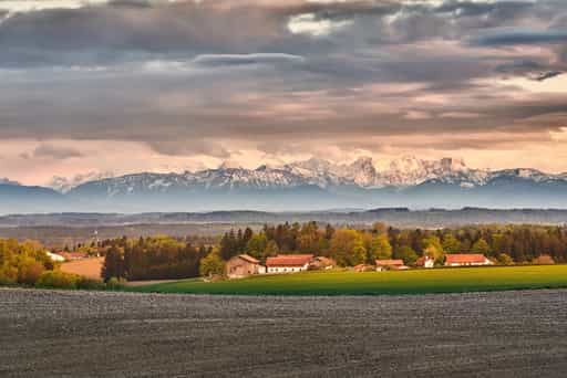 Hatzelsberg mit Alpen aus Hoheneck, Altötting, Oberbayern