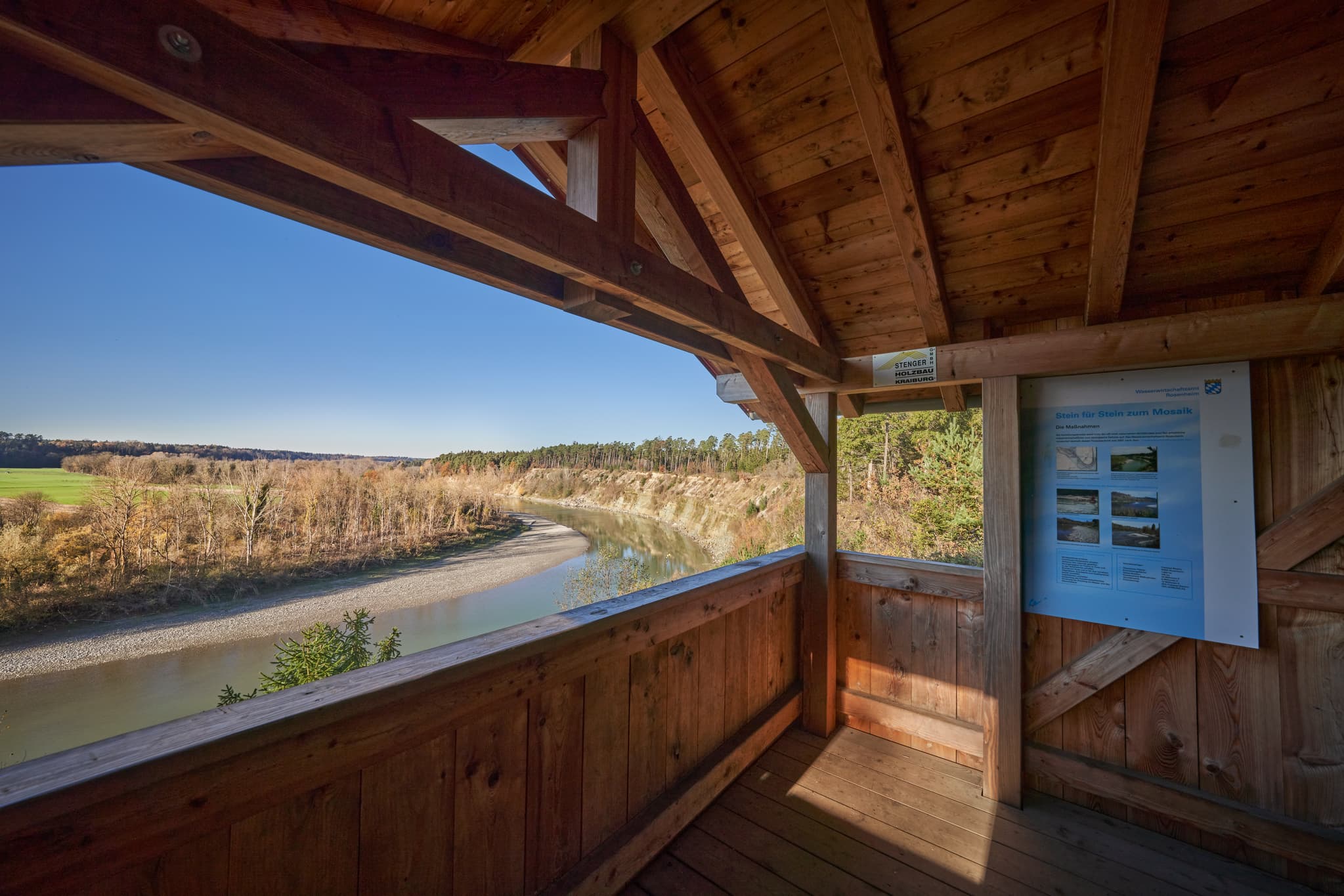 Heisting Prallhang Inn Ebing, Polling, Mühldorf am Inn - Panoramablick Heisting, Prallhang bei Ebing, Polling, Landkreis Mühldorf am Inn. Entdecken Sie die Landschaft am Inn in Oberbayern, Region Inn-Salzach.