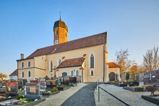 Kirche Friedhof Martinskirchen, Rottal-Inn, Niederbayern