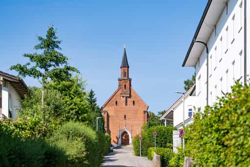 Kirche Maria Schutz der Christen, Kronberg, Bad Griesbach