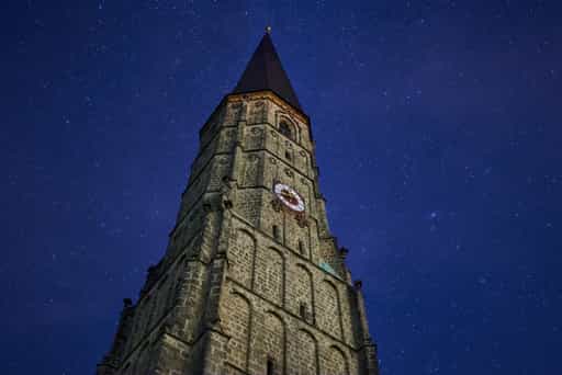Kirchenturm Nacht Sterne, Schildthurn, PAN, Ndb., Bäderdr.