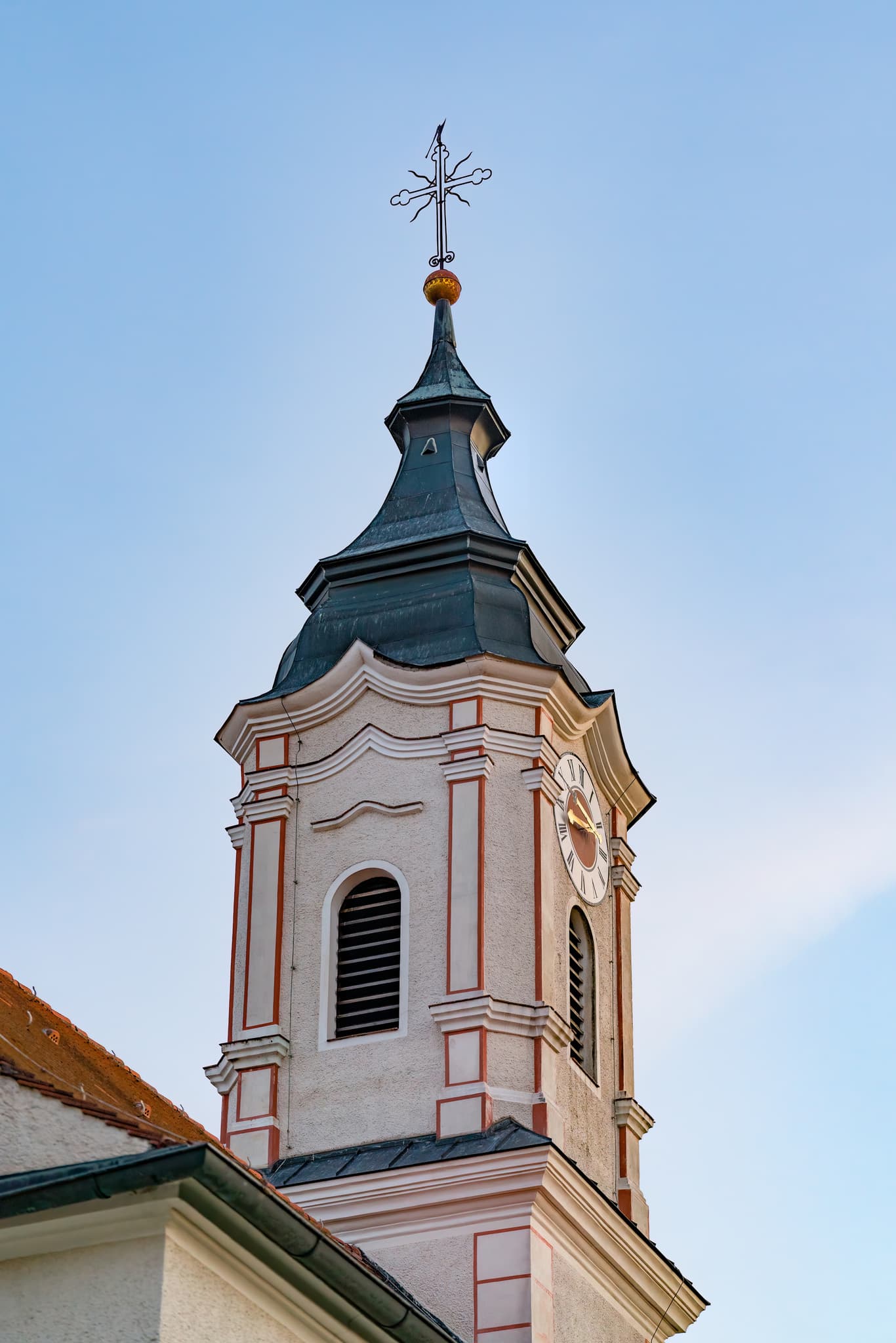 Kirchturm St. Wolfgang, Bad Griesbach, Passau, Niederbayern - Kirchturm der Wallfahrtskirche St. Wolfgang in Bad Griesbach im Landkreis Passau, Niederbayern, Deutschland. Ein markantes Bauwerk in der Bäderdreieck Region.