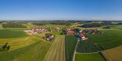 Luftbild im Juni 2022, Erlbach, Landkreis Altötting