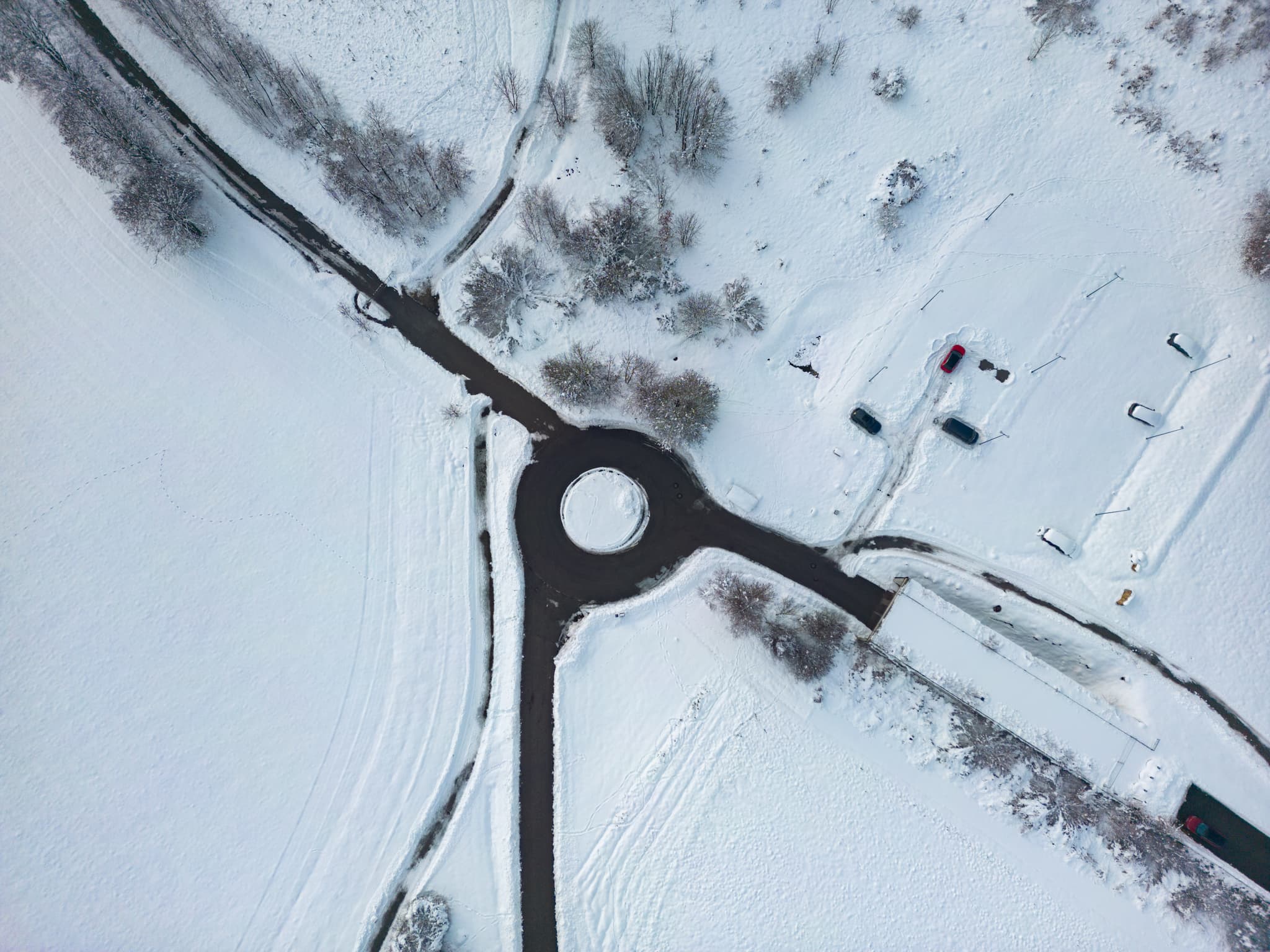 Luftbild Winter Bad Griesbach, Passau, Niederbayern - Winterliches Luftbild der Therme in Bad Griesbach im Landkreis Passau, Niederbayern. Die Region Bäderdreieck in Deutschland präsentiert sich von oben.