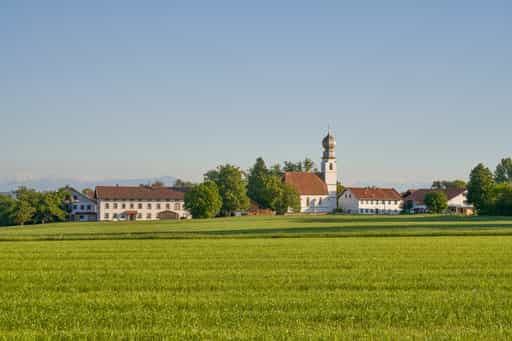 Neukirchen an der Alz, Dorfansicht, Kirchweidach, Oberbayern