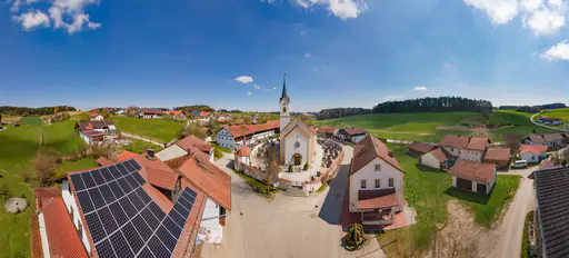 Ortzentrum mit Kirche, Gemeinde Erlbach, Landkreis Altötting