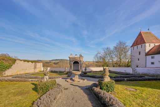 Paradiesgarten und Grotte auf Schloss Neuburg am Inn, Passau
