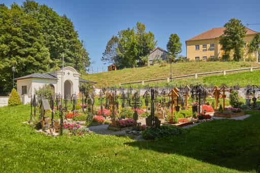 Pfarrkirche Radegundis Firedhof, St. Radegund, Braunau
