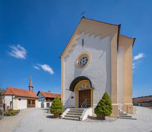 Pfarrkirche St. Peter und Paul, Erlbach, Landkreis Altötting