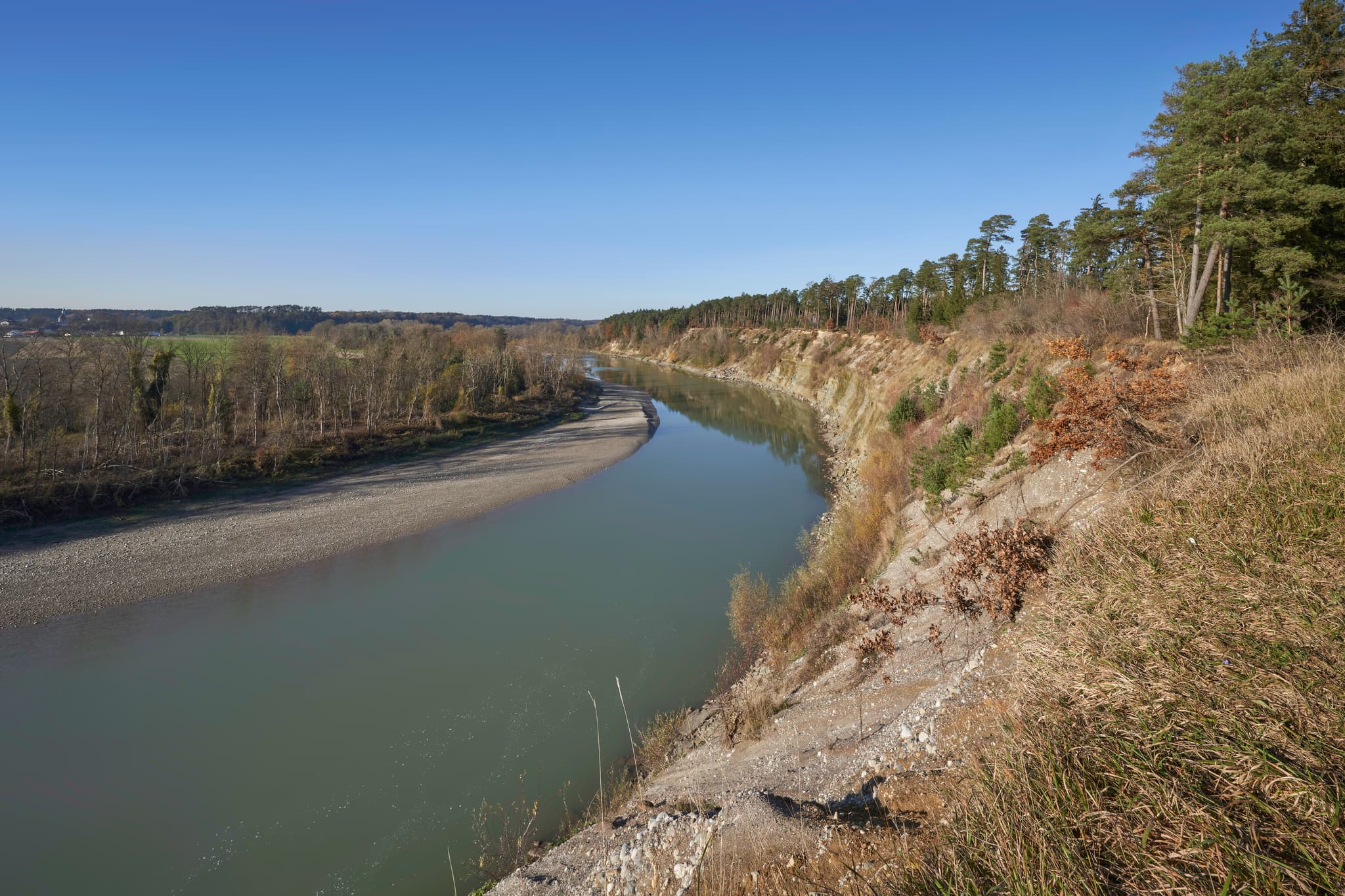 Prallhang Inn Ebing, Polling, Mühldorf am Inn, Inn-Salzach - Heisting Prallhang am Inn bei Ebing in Polling, Landkreis Mühldorf am Inn, Oberbayern. Eine beeindruckende Flusslandschaft im Herzen der Inn-Salzach Region.