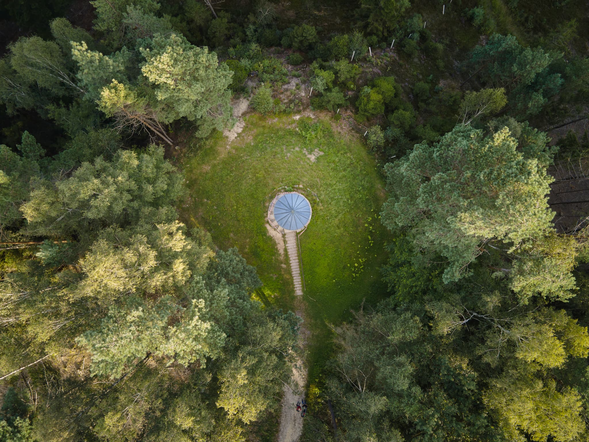 Schwammerl, Aussicht Schellebberg, Simbach, Rottal-Inn - Aussicht vom Wetterpilz bei Simbach am Inn, Landkreis Rottal-Inn, Niederbayern, Holzland/Bäderdrieck, Bayern, Deutschland. Panoramablick über die Landschaft.