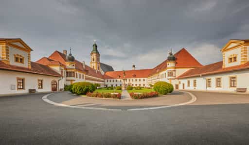 Stift Reichersberg, Kloster im Bezirk Ried, Oberösterreich