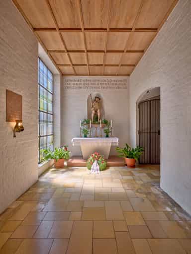 Stiftskirche Kreuzgang, Kapellplatz, Altötting,  Oberbayern