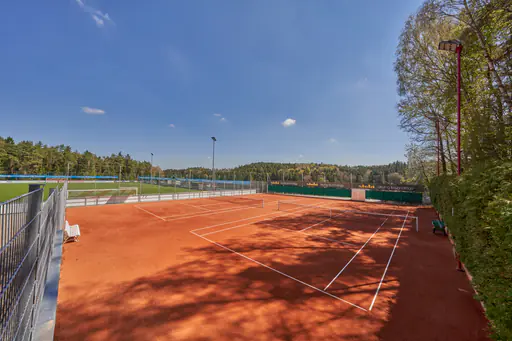 Tennisplatz Erlbach, Altötting, Oberbayern, Inn-Salzach