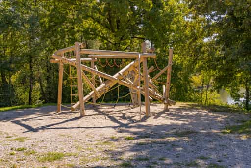 Waldsee Klettergerüst am Lago Kirchdorf, Simbach, Rottal-Inn