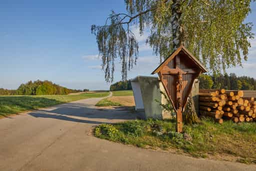 Wegkreuz Hickerstall, Rottal-Inn, Niederbayern