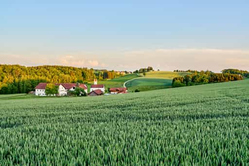 Weitläufige Landschaft nach Birnbach, Erlbach, Altötting